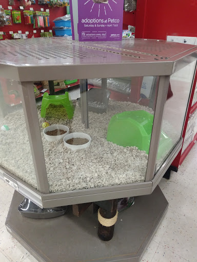 Pet Supply Store «Petco Animal Supplies», reviews and photos, 187 Stonebrook Pl, Jackson, TN 38305, USA