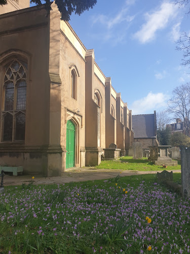 Comments and reviews of St Leonard’s Church, Streatham