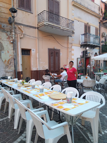 Opinii despre Elvis Pizza di Angelo Giambanco în Capaci - Pizzeria