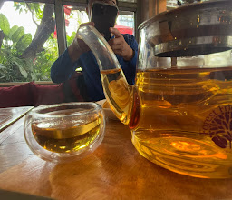 Monsoon Tea Wat Ket photo