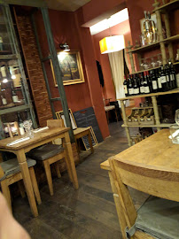 Atmosphère du Restaurant SOUS LA TONNELLE à Porto-Vecchio - n°12
