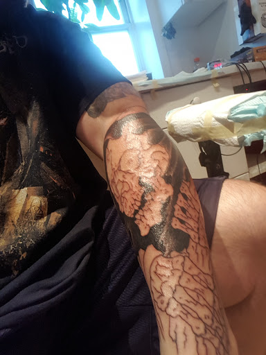 Tattoo Shop «Broadway Tattoo Lounge», reviews and photos, 259 Oak St, South Amboy, NJ 08879, USA