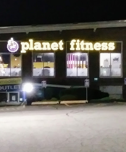 Gym «Planet Fitness», reviews and photos, 657 Quarry St, Fall River, MA 02723, USA