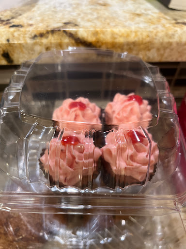 Bakery «Smallcakes Memorial», reviews and photos, 1531 Eldridge Pkwy #130, Houston, TX 77077, USA