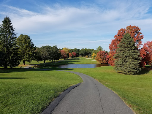 Golf Course «Hickory Hill Golf Course», reviews and photos, 200 N Lowell St, Methuen, MA 01844, USA