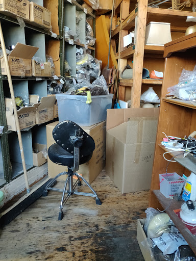 Hardware Store «Hippo Hardware & Trading Co», reviews and photos, 1040 E Burnside St, Portland, OR 97214, USA