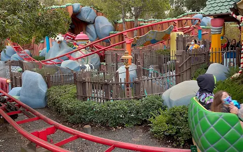 Chip 'n' Dale's GADGETcoaster image