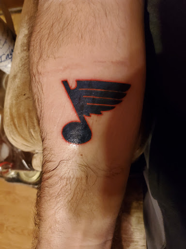 Tattoo Shop «Hearts of Fire Tattoo», reviews and photos, 212 W McDaniel St, Springfield, MO 65806, USA