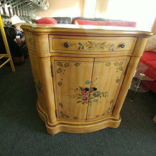 Furniture Store «Richie Furniture Warehouse», reviews and photos, 817 Union Blvd, Allentown, PA 18109, USA