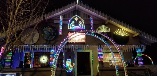 Anaheim Historic Colony Christmas Light Show