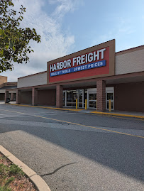 Harbor Freight - Photo 4 - Car repair in Lowell, MA, Lowell