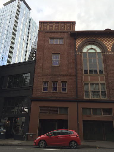 Live Music Venue «McMenamins Crystal Ballroom», reviews and photos, 1332 W Burnside St, Portland, OR 97209, USA