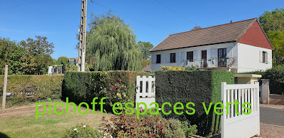 Pichoff élagueur Espace verts Bavent à Bavent