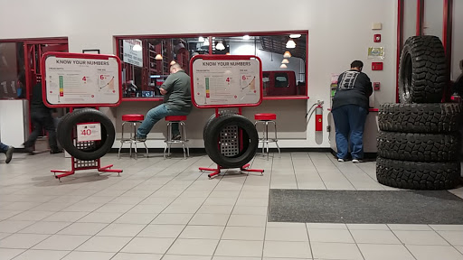 Tire Shop «Discount Tire Store - Lebanon, TN», reviews and photos, 613 S Cumberland St, Lebanon, TN 37087, USA