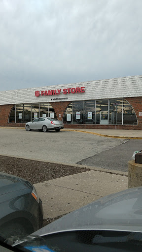 Thrift Store «The Salvation Army Family Store & Donation Center», reviews and photos, 6715 Dempster St, Morton Grove, IL 60053, USA