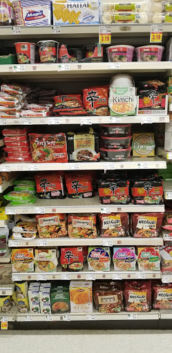 Grocery Store «Quality Food Center», reviews and photos, 6940 Coal Creek Pkwy SE, Newcastle, WA 98059, USA