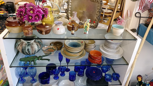 Thrift Store «Exeter Community Thrift Shop», reviews and photos, 96 Epping Rd, Exeter, NH 03833, USA