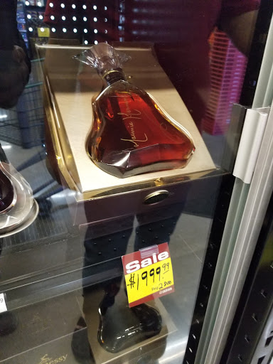 Liquor Store «Liquor Barn», reviews and photos, 287 E Dundee Rd, Wheeling, IL 60090, USA