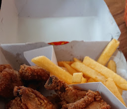 Chicken Licken Rivonia Road photo