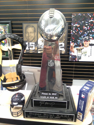 Shopping Mall «East Towne Mall», reviews and photos, 89 E Towne Mall, Madison, WI 53704, USA