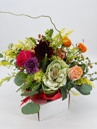 Florist «Lake O. Floral», reviews and photos, 397 N State St, Lake Oswego, OR 97034, USA