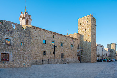Ayuntamiento de Verges Placeta de l'1 d'Octubre, 1, 17142, Girona, España