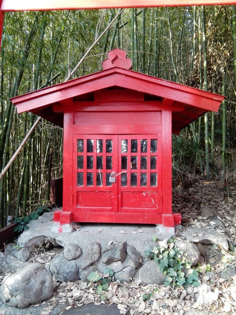 白乃大髪稲荷神社