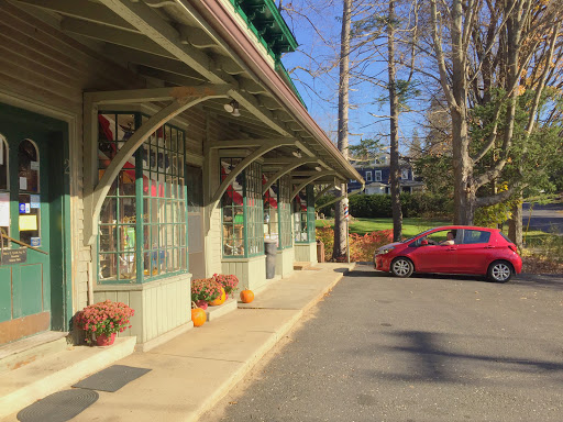 Barber Shop «Woodbury Barber Shop», reviews and photos, 2 Main St N, Woodbury, CT 06798, USA