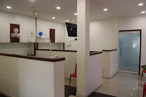 Glodent Dental Clinic And Implant Centre image