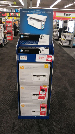 Office Supply Store «Staples», reviews and photos, 19141 Golden Valley Rd, Santa Clarita, CA 91387, USA