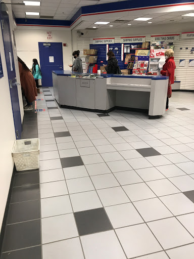 Post Office «United States Postal Service», reviews and photos, 46164 Westlake Dr, Sterling, VA 20165, USA