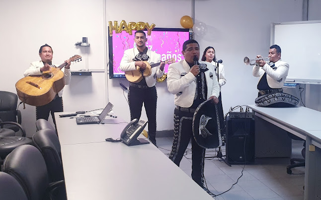 Mariachi Oro De México de Guayaquil - Tienda de instrumentos musicales