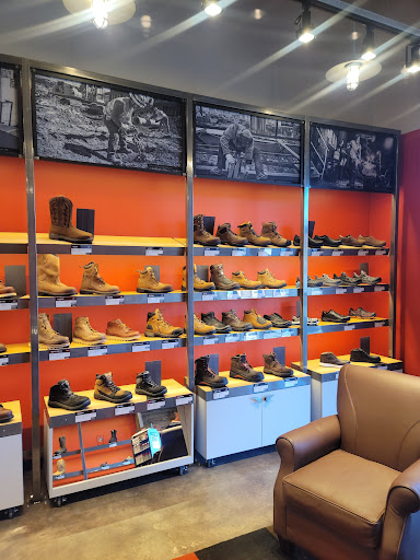 Shoe Store «Red Wing», reviews and photos, 615 Peters Creek Pkwy, Winston-Salem, NC 27103, USA