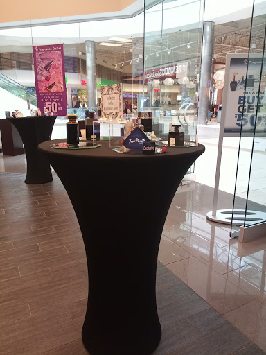 Department Store «Fashion Outlets of Chicago Nordstrom Rack», reviews and photos, 5220 Fashion Outlets Way #2325, Rosemont, IL 60018, USA