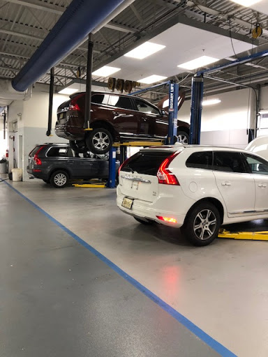 Car Dealer «Cherry Hill Volvo Cars», reviews and photos, 1810 Marlton Pike W, Cherry Hill, NJ 08002, USA