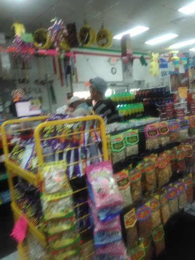 Supermarket «LA VERGNE SUPER MERCADO», reviews and photos, 410 Dick Buchanan St, La Vergne, TN 37086, USA