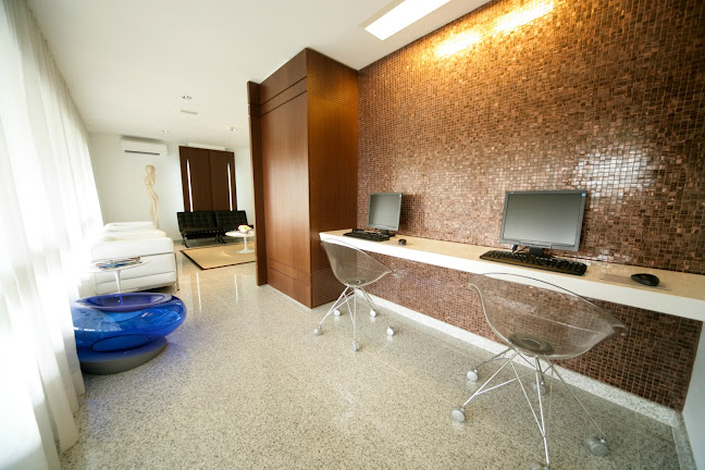 Rua do Campo Alegre 770, 4150-171 Porto