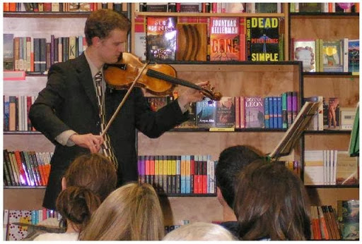 Book Store «Rakestraw Books», reviews and photos, 3 Railroad Ave, Danville, CA 94526, USA