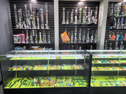 Tobacco Shop «290 SMOKE SHOP», reviews and photos, 17504 Northwest Fwy, Jersey Village, TX 77065, USA