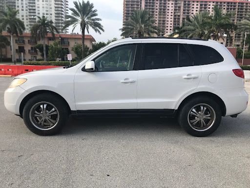 Auto Body Shop «Maaco Collision Repair & Auto Painting», reviews and photos, 2120 Wiley St, Hollywood, FL 33020, USA