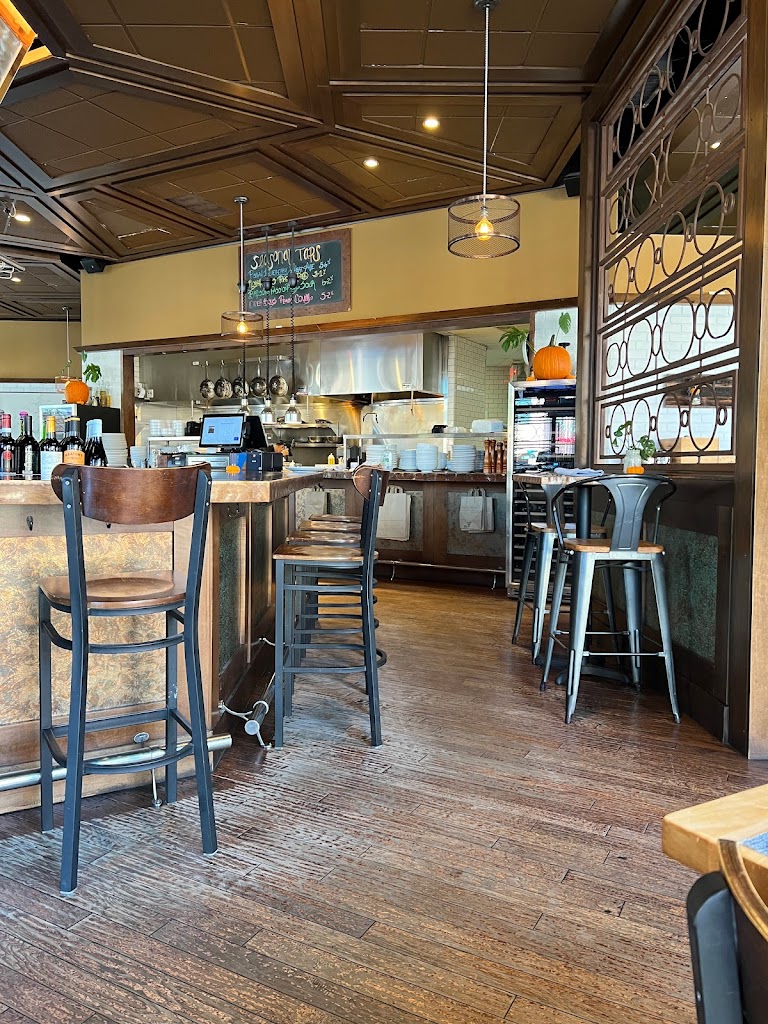 Flatiron Kitchen + Taphouse 28036