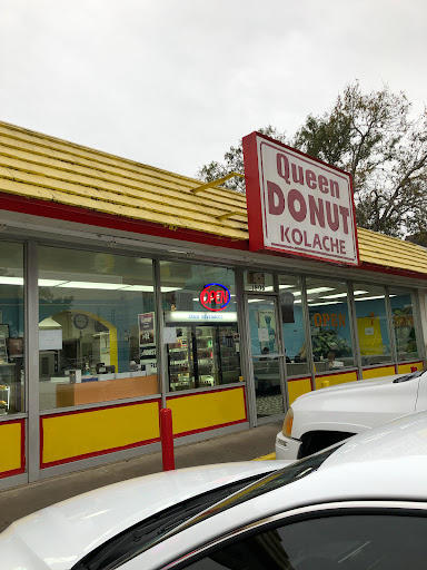 Donut Shop «Queen Donut Shop», reviews and photos, 1806 W 18th St, Houston, TX 77008, USA