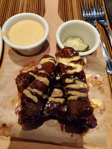 Shopping Mall «Seminole Square Shopping Center», reviews and photos, 200 Zan Rd, Charlottesville, VA 22901, USA