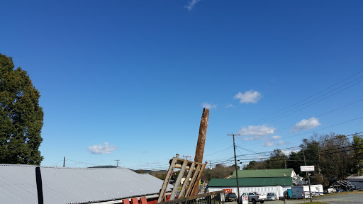 Antique Furniture Store «Old American Barn», reviews and photos, 107 Martinsburg Ave, Gordonsville, VA 22942, USA