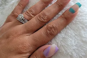 Elisa's Nails image