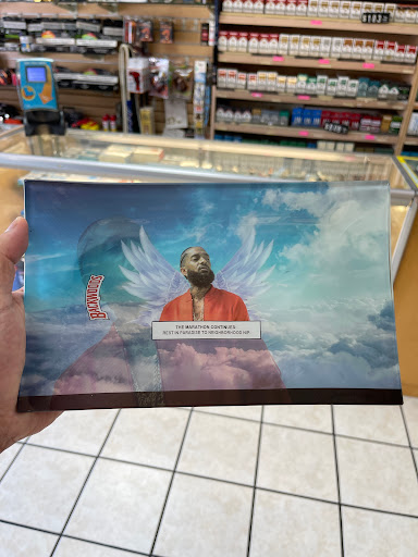 Tobacco Shop «High Q Cigar House», reviews and photos, 12127 E Carson St, Hawaiian Gardens, CA 90716, USA