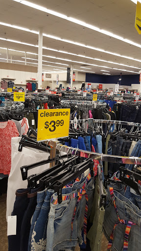 Shopping Mall «Warrenton Village Center», reviews and photos, 251 Lee Hwy, Warrenton, VA 20186, USA