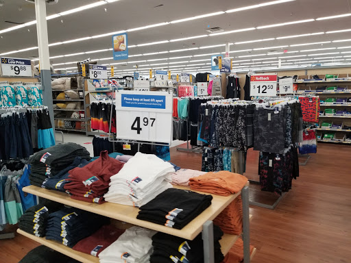 Department Store «Walmart Supercenter», reviews and photos, 25 Pembroke Dr, Hilton Head Island, SC 29926, USA