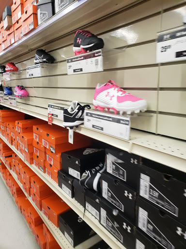 Sporting Goods Store «Academy Sports + Outdoors», reviews and photos, 1585 Scenic Hwy N, Snellville, GA 30078, USA