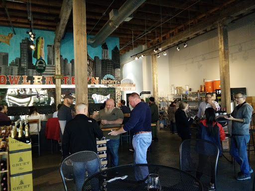 Beer Store «Hop City Craft Beer & Wine», reviews and photos, 1000 Marietta St NW #302, Atlanta, GA 30318, USA